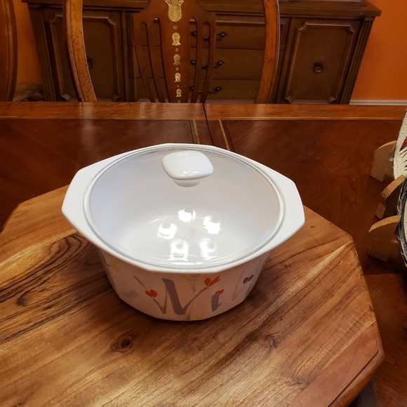2.25 Qt Round Covered Casserole Fresh Mint (Made In Japan) by STUDIO NOVA - Picture 8 of 8